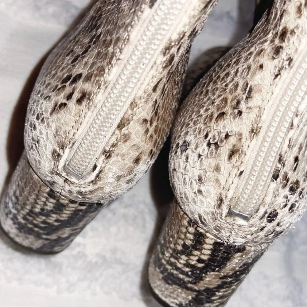 Free People CECILE SNAKE PRINT ANKLE BOOTS 35.5/5.5 - Picture 5 of 14